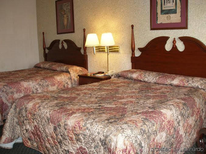 Scottish Inns Morristown Room photo