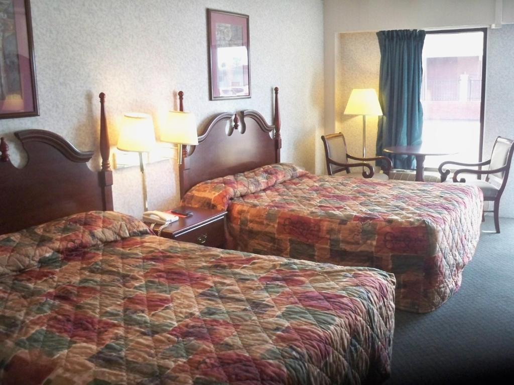 Scottish Inns Morristown Room photo